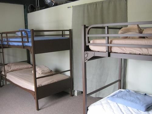 The Burlington Hostel Экстерьер фото
